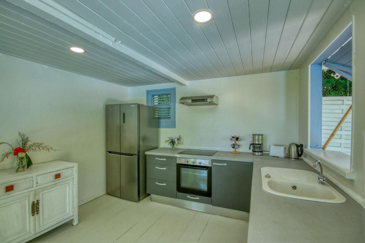 location de villa Sainte-Anne Martinique 6 personnes cuisine 2